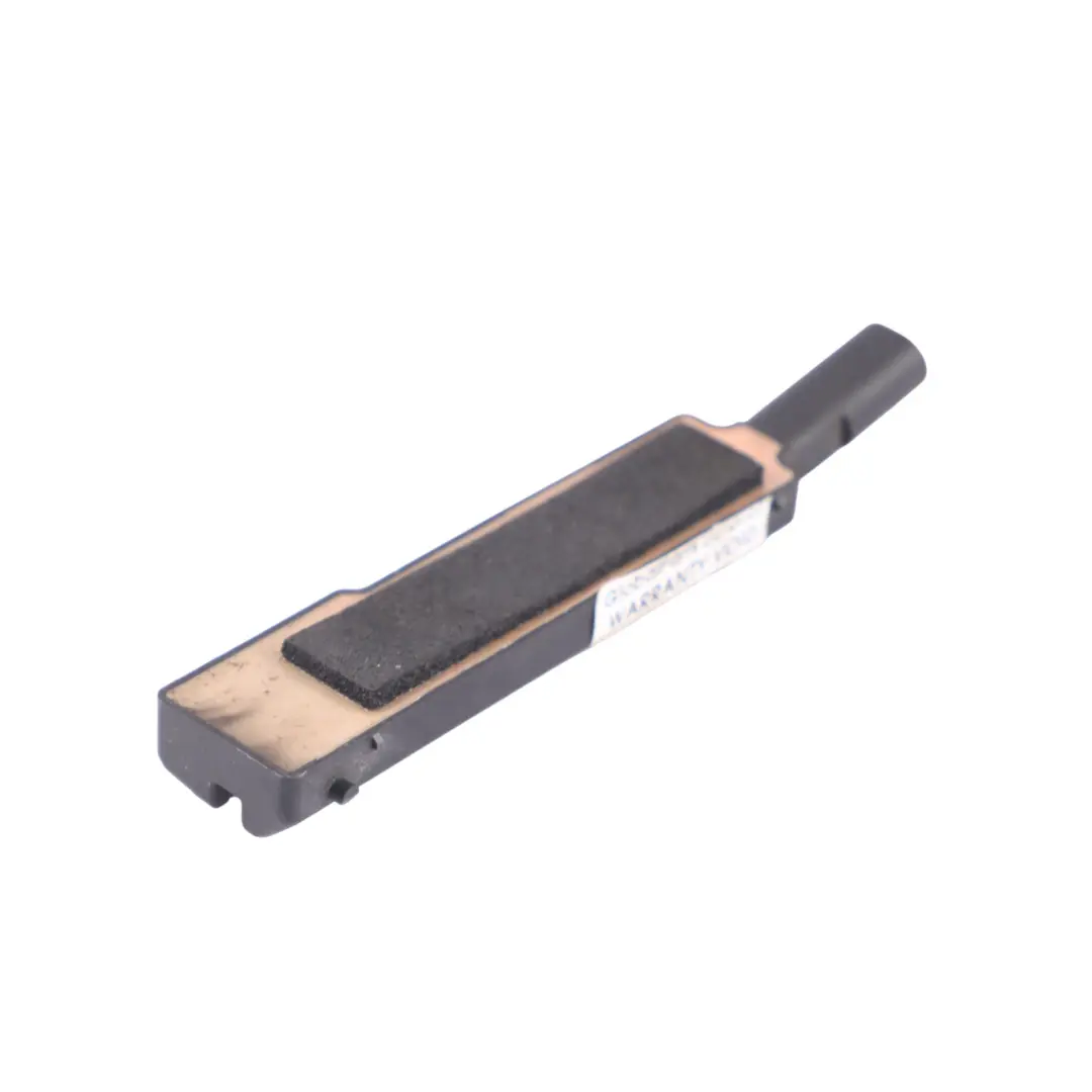 Door Grab Handle Keyless Sensor Module Front Right O/S to Audi Q5 FY with Part number 8W0927754 Audi Q5 FY Door Grab Handle Keyless Sensor Module Front Right O/S - SKU 8W0927754 - Part number 8W0927754