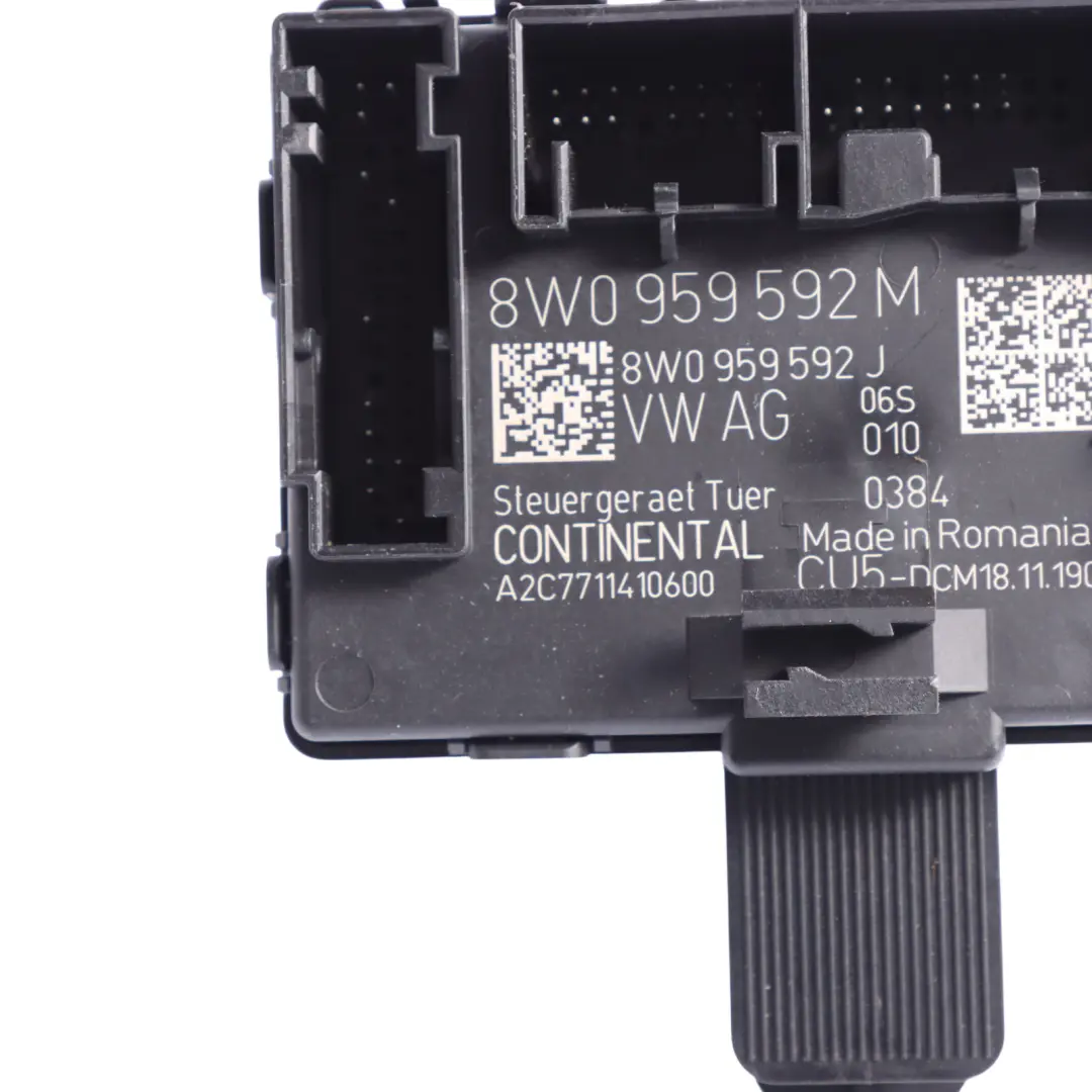 Modulo Controllo Porta Anteriore ECU Lato Passeggero per Audi A4 B9 A5 F5 con numero di parte 8W0959592M Audi A4 B9 A5 F5 Modulo Controllo Porta Anteriore ECU Lato Passeggero - SKU 8W0959592M - Numero di parte 8W0959592M