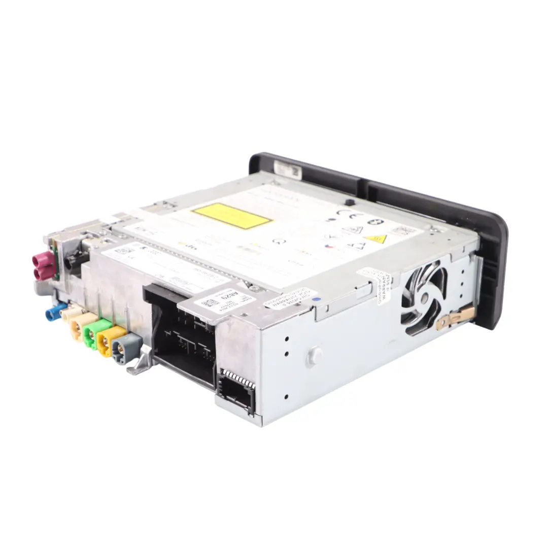 Sat Navi MMI Radio Lector Tarjetas SD Unidad Principal para Audi A5 F5 con número de pieza 8W5035035C Audi A5 F5 Sat Navi MMI Radio Lector Tarjetas SD Unidad Principal - SKU 8W5035035C - Número de pieza 8W5035035C