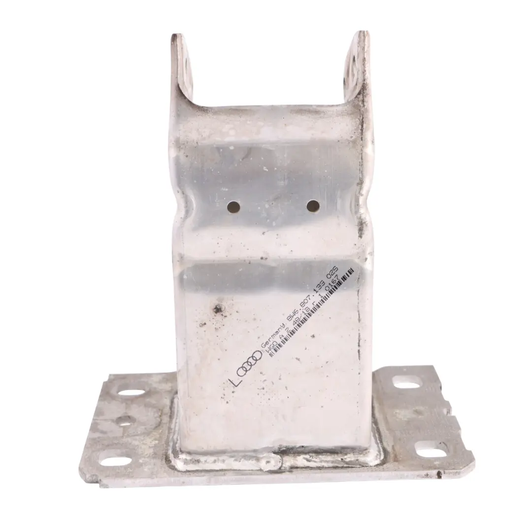 Paraurti Anteriore Supporto Trave Staffa Sinistra per Audi A5 F5 con numero di parte 8W6807133 Audi A5 F5 Paraurti Anteriore Supporto Trave Staffa Sinistra - SKU 8W6807133 - Numero di parte 8W6807133