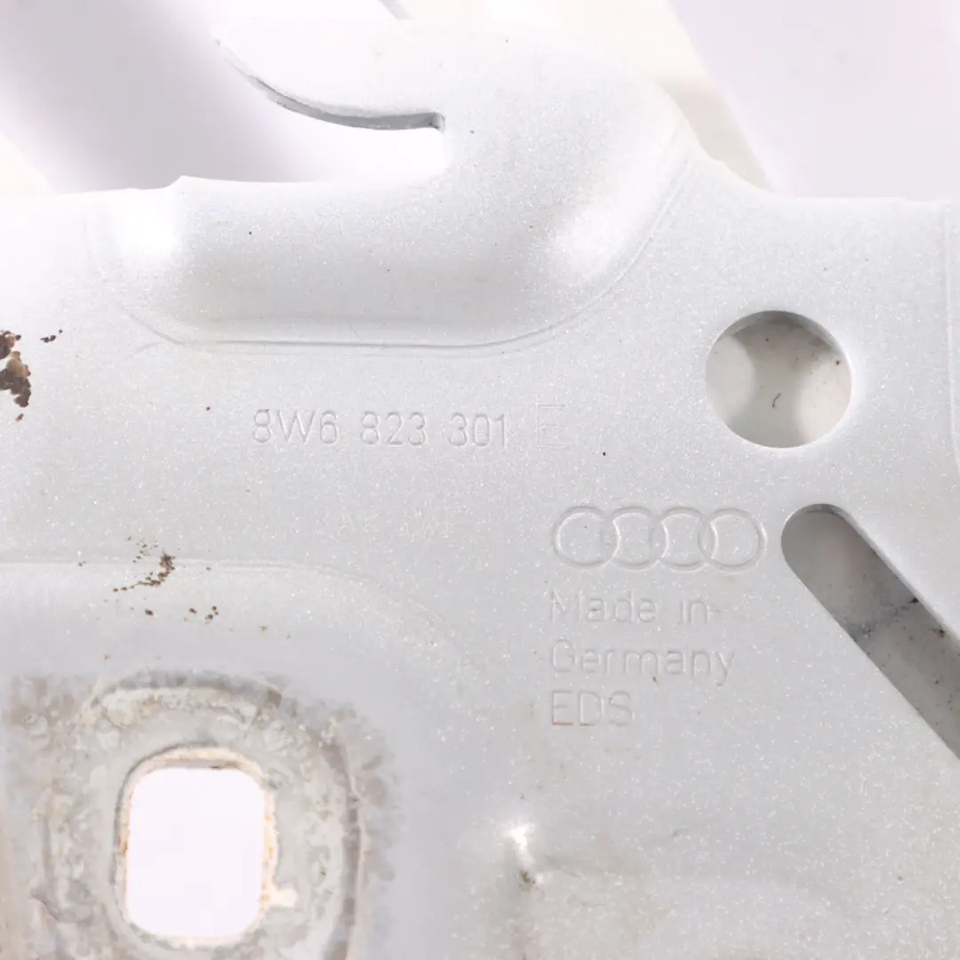 Audi A5 F5 Charnière capot gauche Glacier White Pearl - S9R 8W6823301E - SKU 8W6823301E-MGW - Numéro de pièce 8W6823301E-MGW