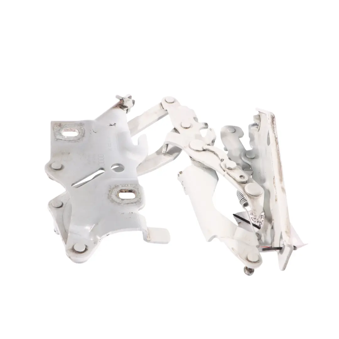 Audi A5 F5 Charnière capot gauche Glacier White Pearl - S9R 8W6823301E - SKU 8W6823301E-MGW - Numéro de pièce 8W6823301E-MGW