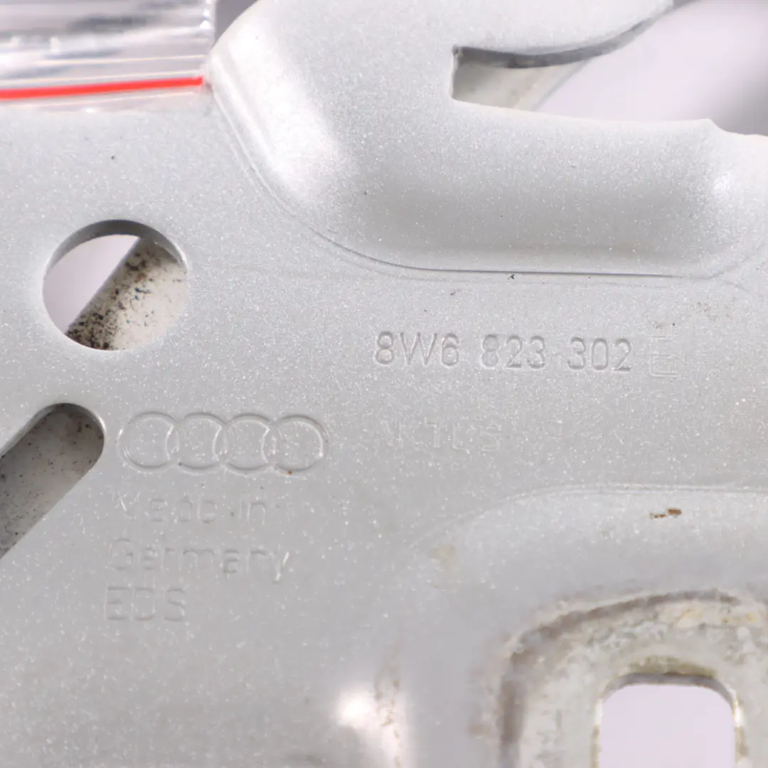 Cerniera Cofano Motore Destra Bianco Ghiaccio Perla - S9R per Audi A5 F5 con numero di parte 8W6823302E Audi A5 F5 Cerniera Cofano Motore Destra Bianco Ghiaccio Perla - S9R - SKU 8W6823302E-MGW - Numero di parte 8W6823302E