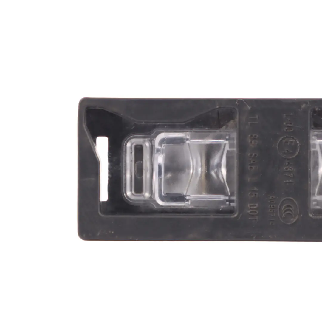 Audi A5 F5 Feu de plaque d'immatriculation arrière - SKU 8W6943021A - Numéro de pièce 8W6943021A