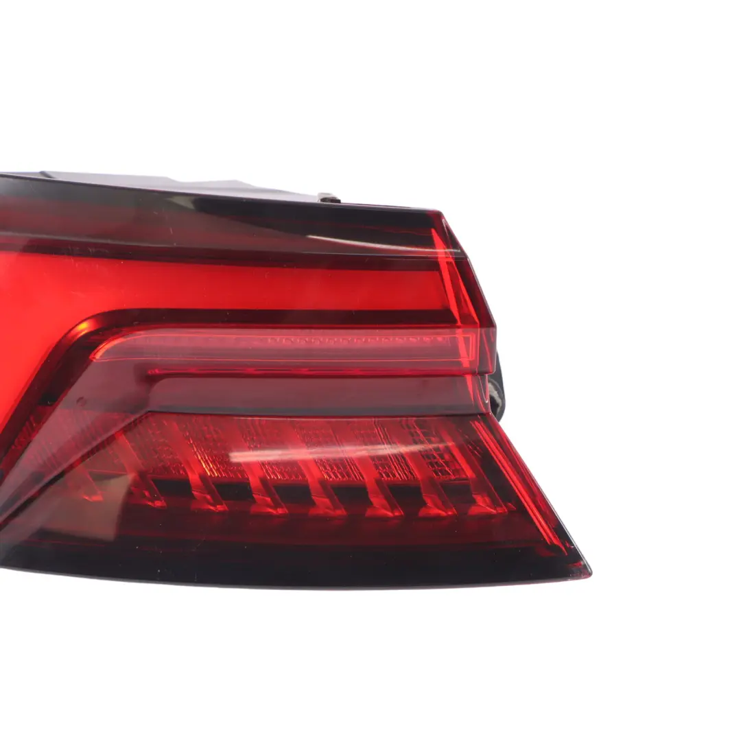 Sportback Zewnętrzna Lampa Tylna Lewa do Audi A5 F5 o numerze 8W6945091J Audi A5 F5 Sportback Zewnętrzna Lampa Tylna Lewa - SKU 8W6945091J - Numer Części 8W6945091J