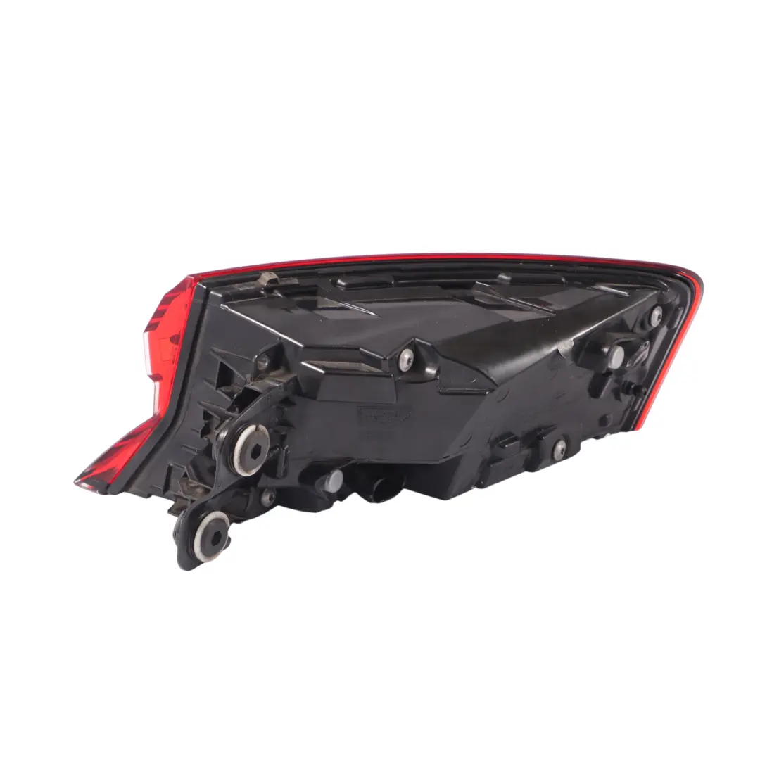Audi A5 F5 Sportback Luz trasera exterior izquierda - SKU 8W6945091J - Número de pieza 8W6945091J
