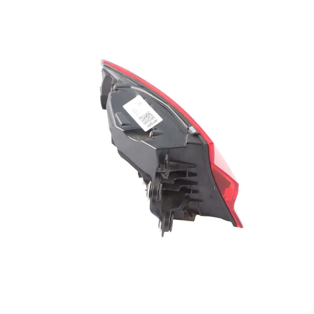 Posteriore Sinistro Fanale Posteriore Laterale Martix per Audi A5 F5 con numero di parte 8W6945092AA Audi A5 F5 Posteriore Sinistro Fanale Posteriore Laterale Martix - SKU 8W6945092AA - Numero di parte 8W6945092AA