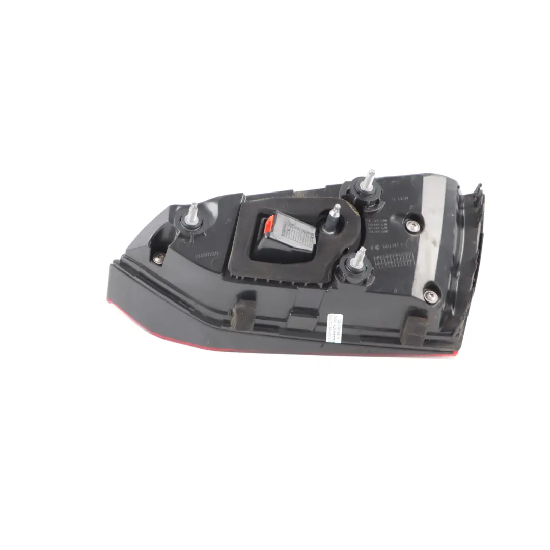 Feu Arrière Hayon Matrix LED Lampe Intérieur Gauche pour Audi A5 F5 à propos du numéro de pièce 8W6945093AA Audi A5 F5 Feu Arrière Hayon Matrix LED Lampe Intérieur Gauche - SKU 8W6945093AA - Numéro de pièce 8W6945093AA