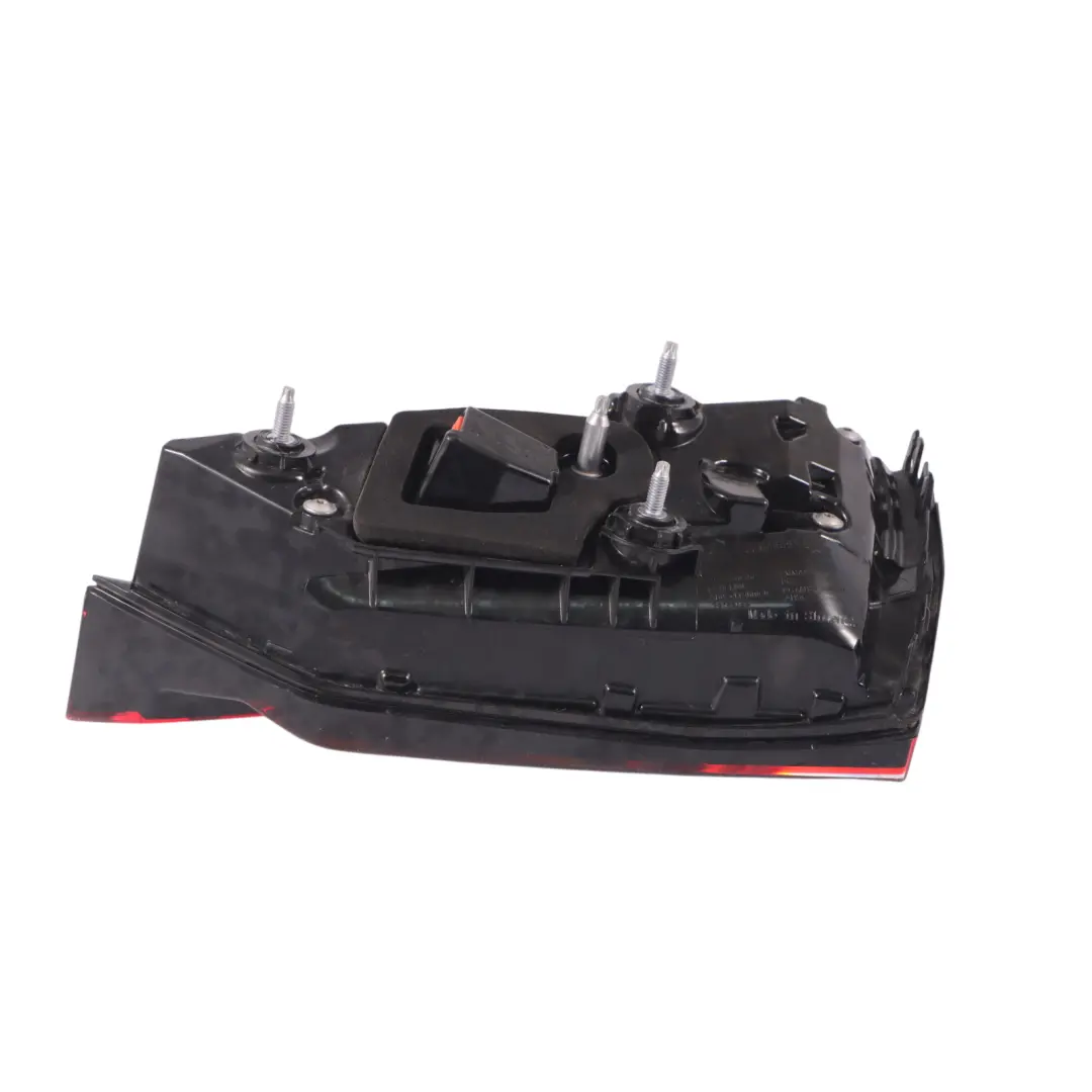 Audi A5 F5 Lámpara trasera para maletero luz interior izquierda - SKU 8W6945093J - Número de pieza 8W6945093J