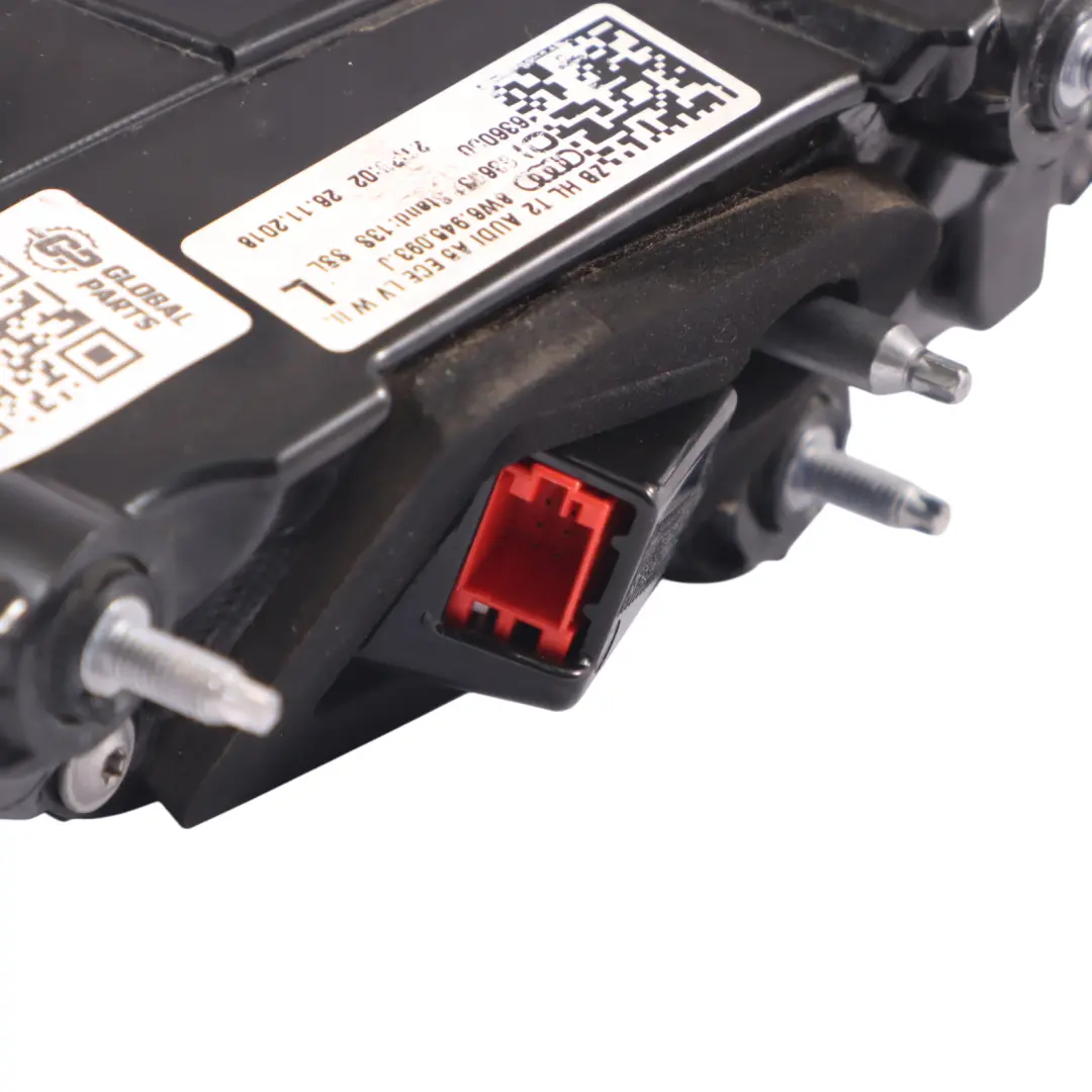 Wewnętrzna Lampa Zespolona Tylna Lewa do Audi A5 F5 o numerze 8W6945093J Audi A5 F5 Wewnętrzna Lampa Zespolona Tylna Lewa - SKU 8W6945093J - Numer Części 8W6945093J