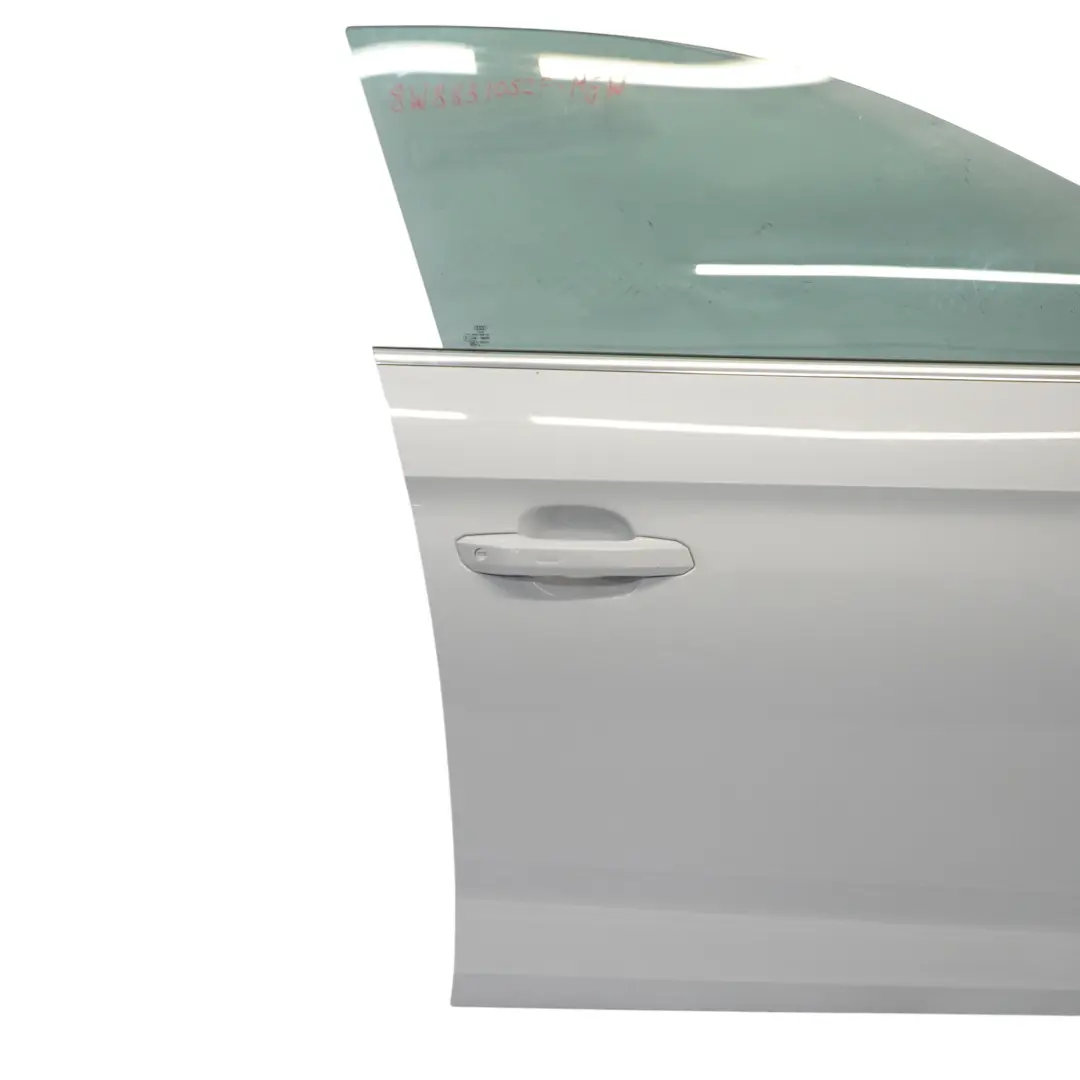 Puerta Delantera Derecha Panel Revestimiento Glacier White Pearl S9R para Audi A5 F5 con número de pieza 8W8831052F Audi A5 F5 Puerta Delantera Derecha Panel Revestimiento Glacier White Pearl S9R - SKU 8W8831052F-MGW - Número de pieza 8W8831052F