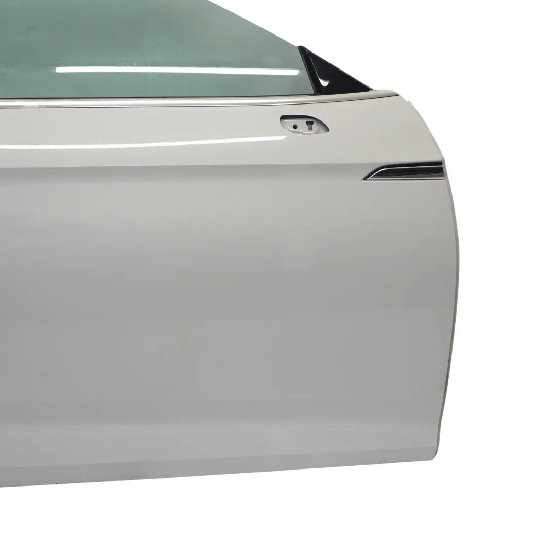 Audi A5 F5 Porte Avant Droite Glacier White Pearl - S9R - SKU 8W8831052F-MGW - Numéro de pièce 8W8831052F