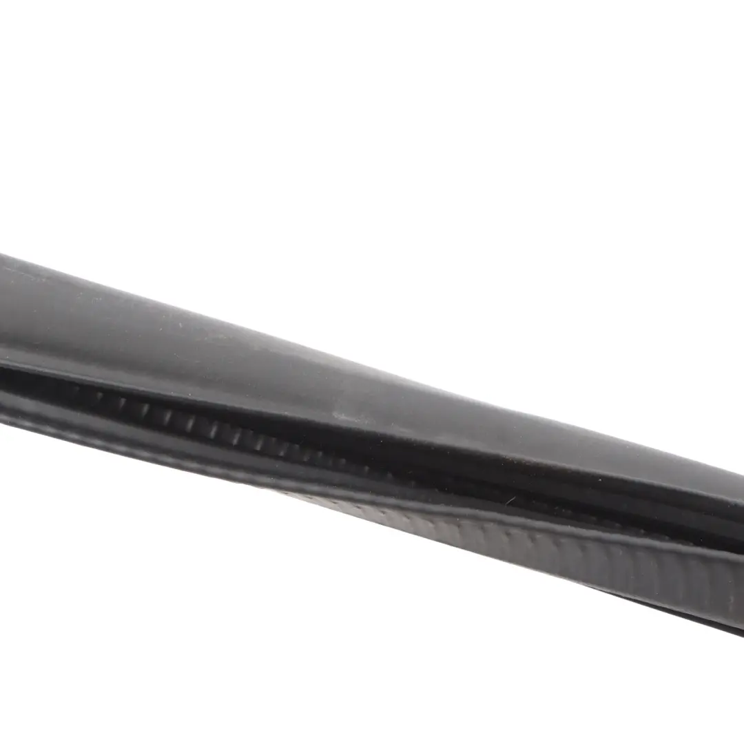 Guarnizione Finestrino Anteriore Porta Striscia Sinistra per Audi A5 F5 con numero di parte 8W8831707A Audi A5 F5 Guarnizione Finestrino Anteriore Porta Striscia Sinistra - SKU 8W8831707A - Numero di parte 8W8831707A