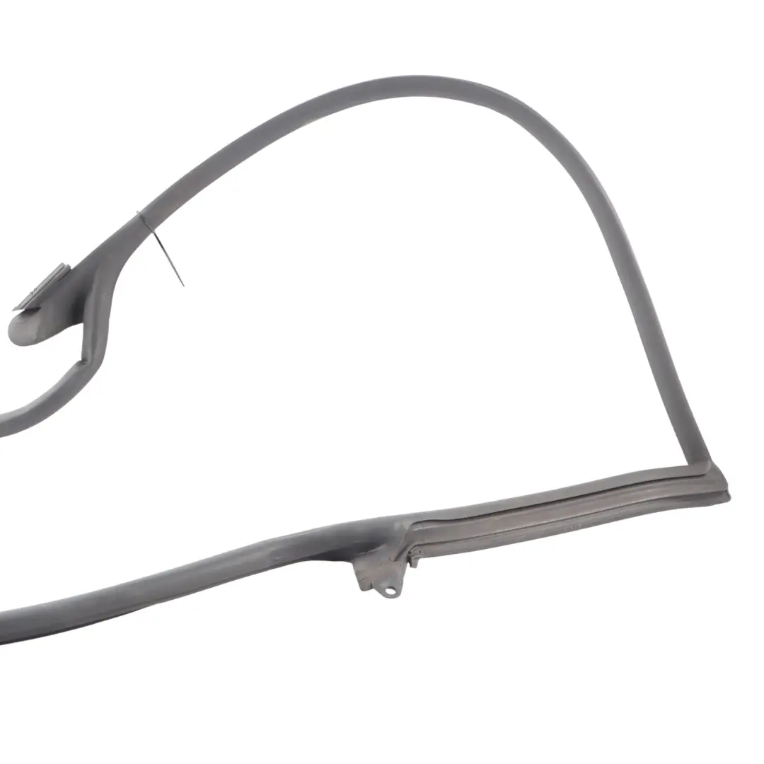 Guarnizione Finestrino Anteriore Porta Striscia Sinistra per Audi A5 F5 con numero di parte 8W8831707A Audi A5 F5 Guarnizione Finestrino Anteriore Porta Striscia Sinistra - SKU 8W8831707A - Numero di parte 8W8831707A