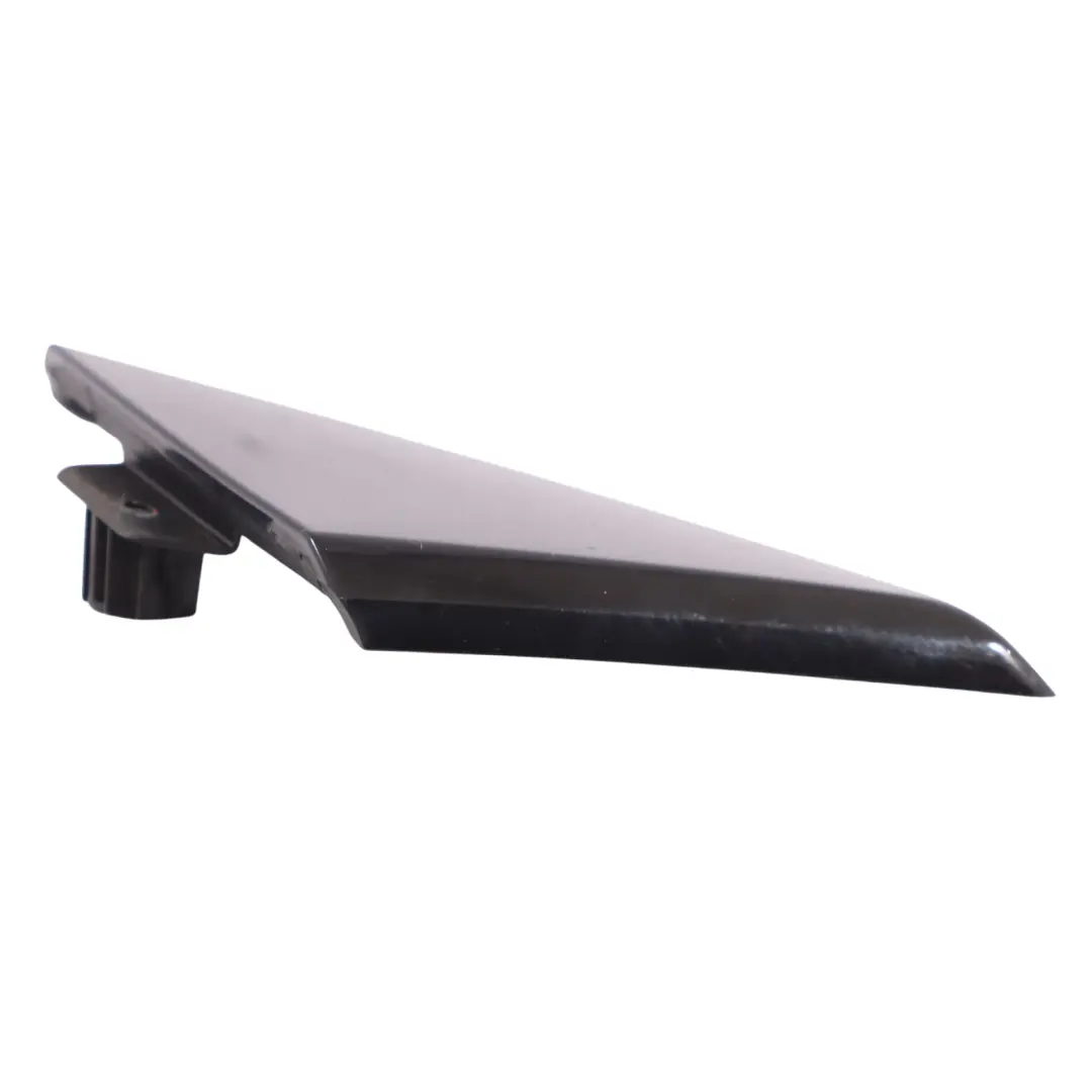 Audi A5 F5 Garniture Protection Triangular Pour Gauche Intérieur Noir - SKU 8W8837637 - Numéro de pièce 8W8837637