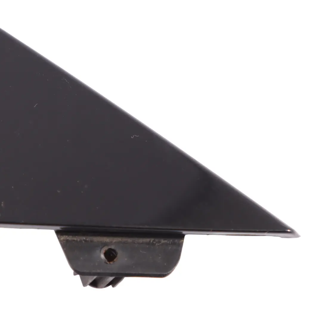 Sportback Protection Triangulaire Porte Avant Droite pour Audi A5 F5 à propos du numéro de pièce 8W8837638 Audi A5 F5 Sportback Protection Triangulaire Porte Avant Droite - SKU 8W8837638 - Numéro de pièce 8W8837638