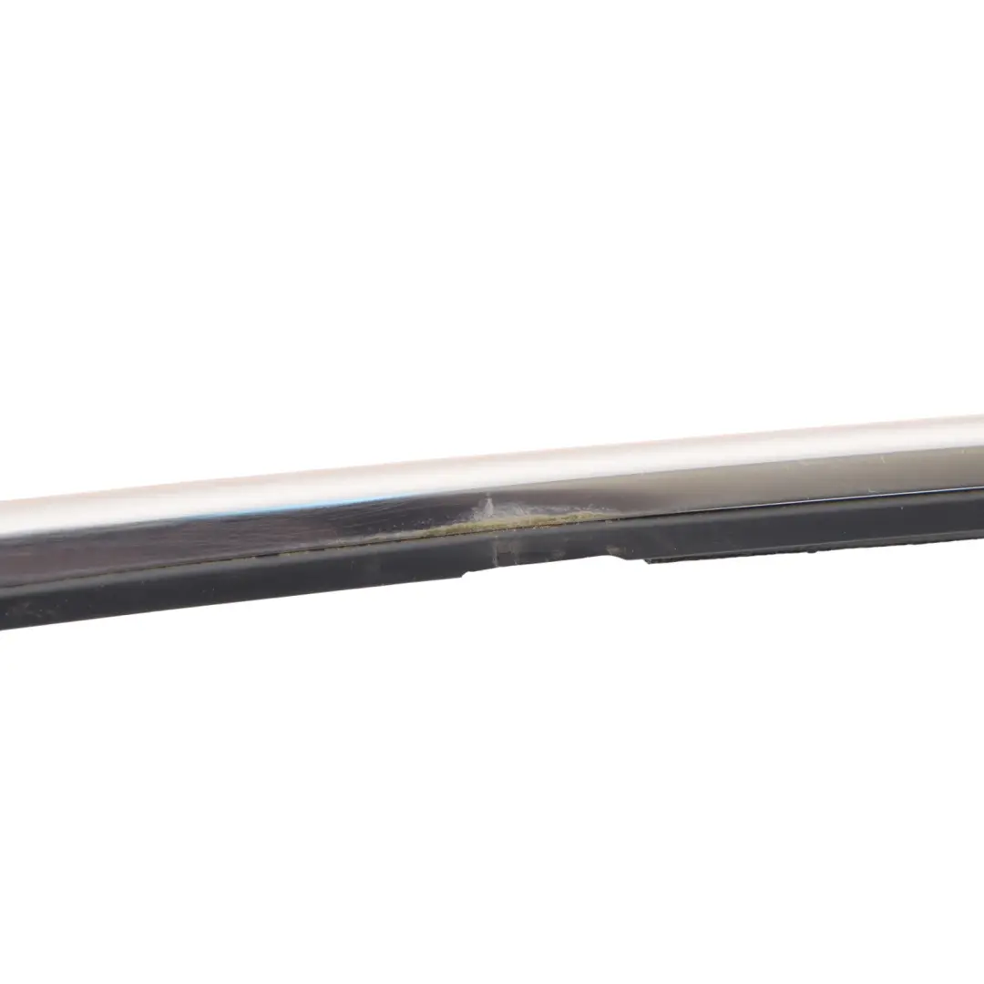 Audi A5 F5 Joint D'Étanchéité Vitre Porte Avant Chrome Droit - SKU 8W8853284 - Numéro de pièce 8W8853284