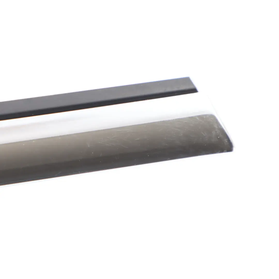 Hintere Tür Fenster Wetter Streifen Dichtung Chrom Links für Audi A5 F5 mit Teilenummer 8W8853763 Audi A5 F5 Hintere Tür Fenster Wetter Streifen Dichtung Chrom Links - SKU 8W8853763 - Teilenummer 8W8853763