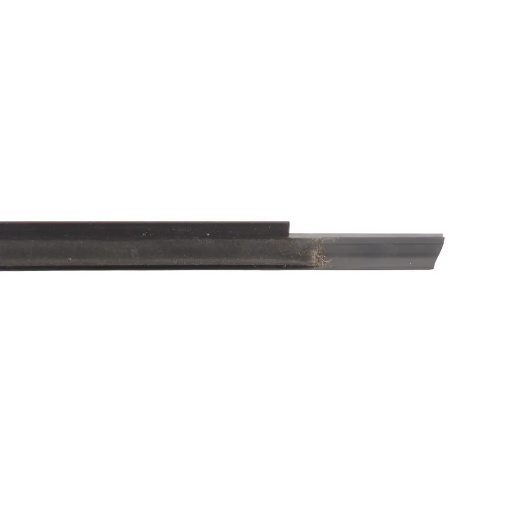 Audi A5 F5 Joint D'Étanchéité Vitre De Porte Arrière Chrome Droit - SKU 8W8853764 - Numéro de pièce 8W8853764