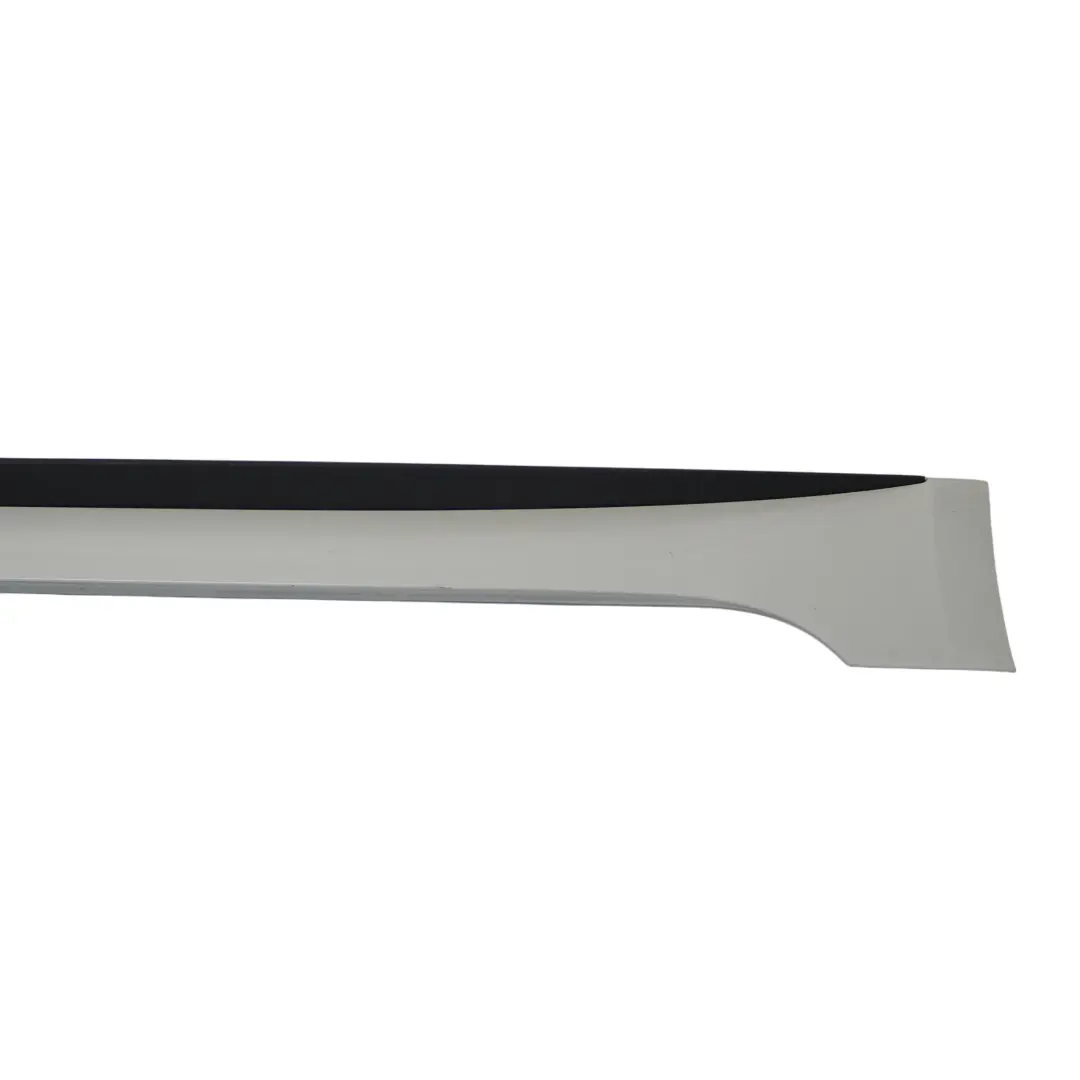 Audi A4 B7 Faldón Lateral Derecho Panel Cubre Umbral Glacier White Pearl - S9R - SKU 8W8853856A-MGW - Número de pieza 8W8853856A