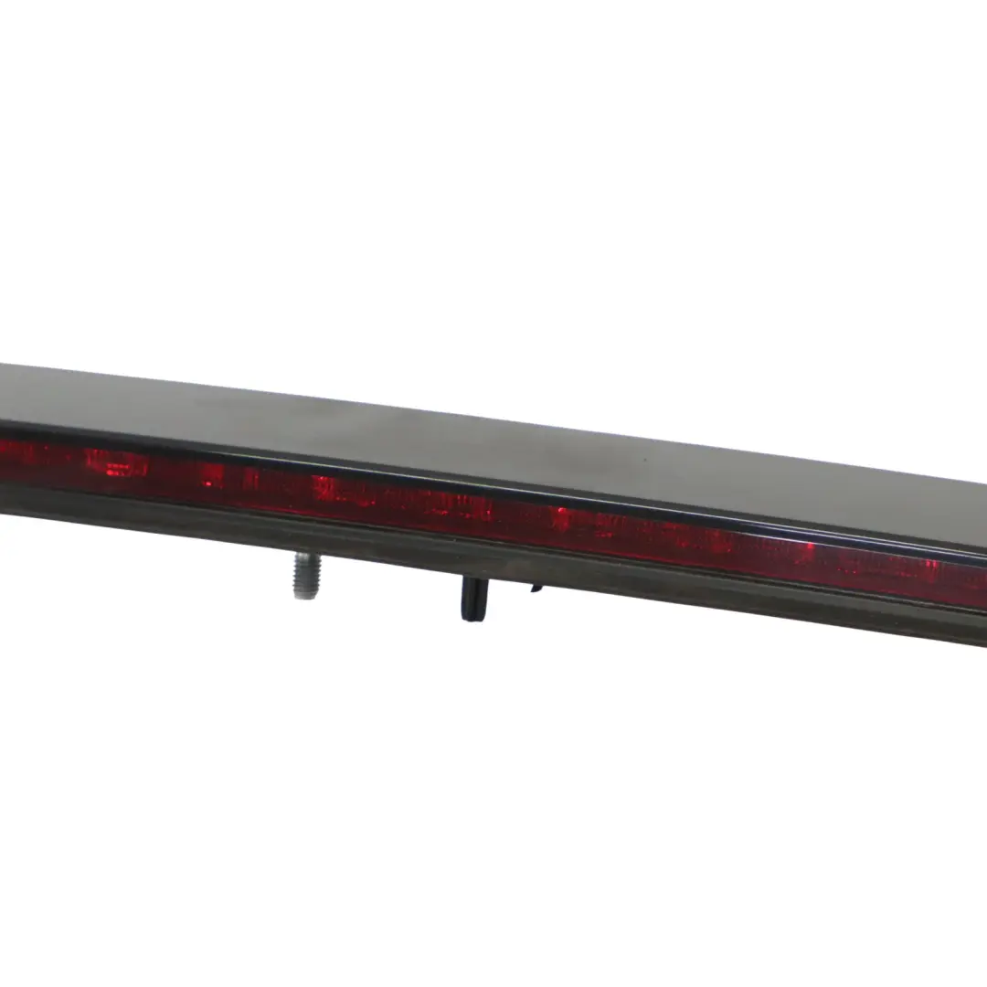Luce freno posteriore Terza luce stop per Audi A5 F5 con numero di parte 8W8945097 Audi A5 F5 Luce freno posteriore Terza luce stop - SKU 8W8945097 - Numero di parte 8W8945097