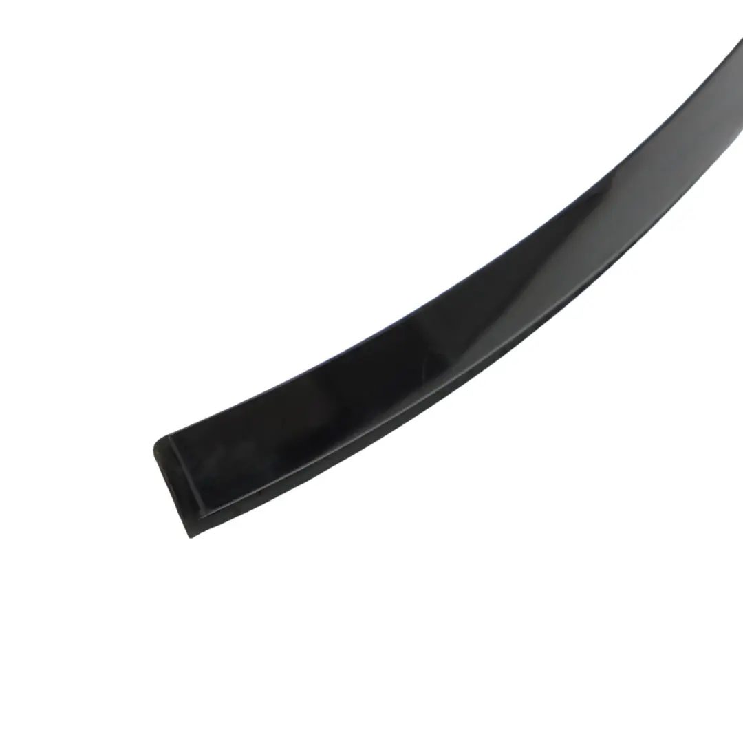 Luce freno posteriore Terza luce stop per Audi A5 F5 con numero di parte 8W8945097 Audi A5 F5 Luce freno posteriore Terza luce stop - SKU 8W8945097 - Numero di parte 8W8945097