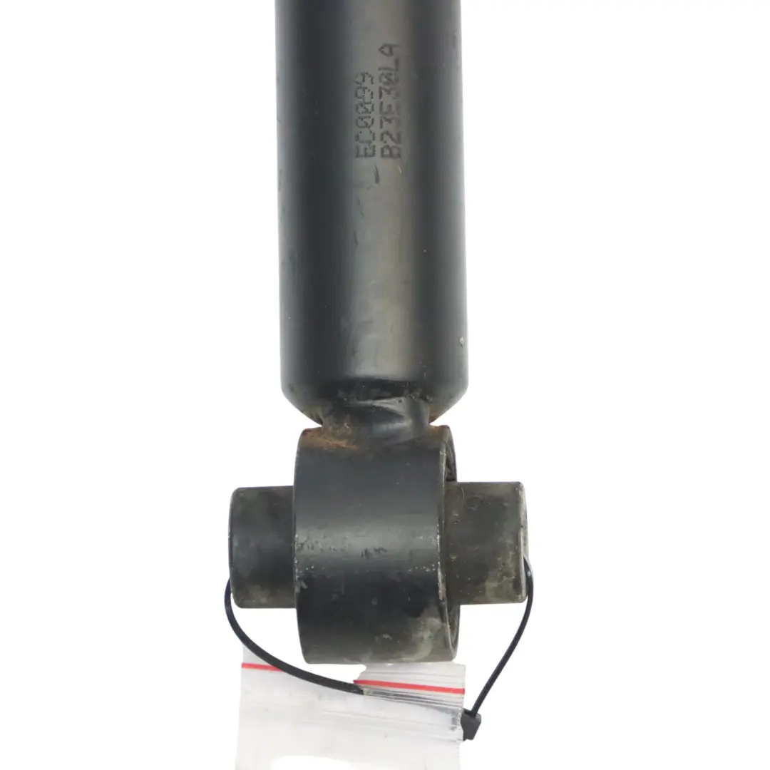 Puntone a molla posteriore sinistro destro per Audi A4 B9 Avant con numero di parte 8W9513035E Audi A4 B9 Avant Puntone a molla posteriore sinistro destro - SKU 8W9513035E - Numero di parte 8W9513035E