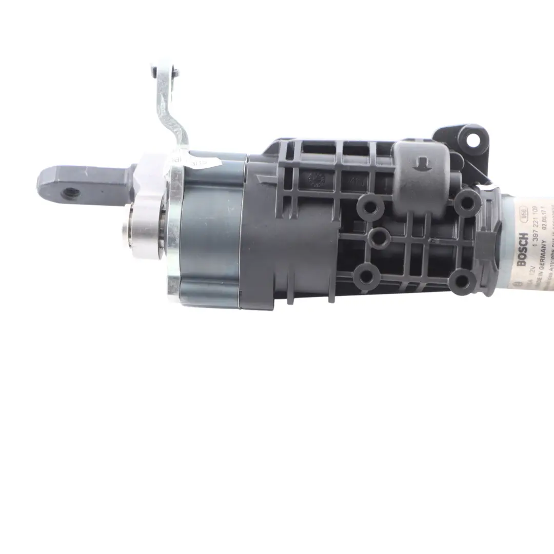 Actuador Motor Elevador Maletero Portón Trasero Izquierdo 8W9827852A para Audi A4 B9 con número de pieza 8W9827851A Audi A4 B9 Actuador Motor Elevador Maletero Portón Trasero Izquierdo 8W9827852A - SKU 8W9827851A - Número de pieza 8W9827851A