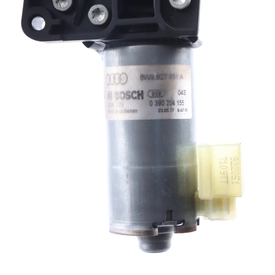 Actuador Motor Elevador Maletero Portón Trasero Izquierdo 8W9827852A para Audi A4 B9 con número de pieza 8W9827851A Audi A4 B9 Actuador Motor Elevador Maletero Portón Trasero Izquierdo 8W9827852A - SKU 8W9827851A - Número de pieza 8W9827851A