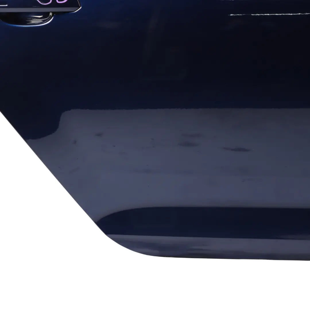 Drzwi Prawe Tylne Navarra Blue Niebieski Metalik - X5H do Audi A4 S4 B9 Avant o numerze 8W9833052E Audi A4 S4 B9 Avant Drzwi Prawe Tylne Navarra Blue Niebieski Metalik - X5H - SKU 8W9833052E-NAB - Numer Części 8W9833052E