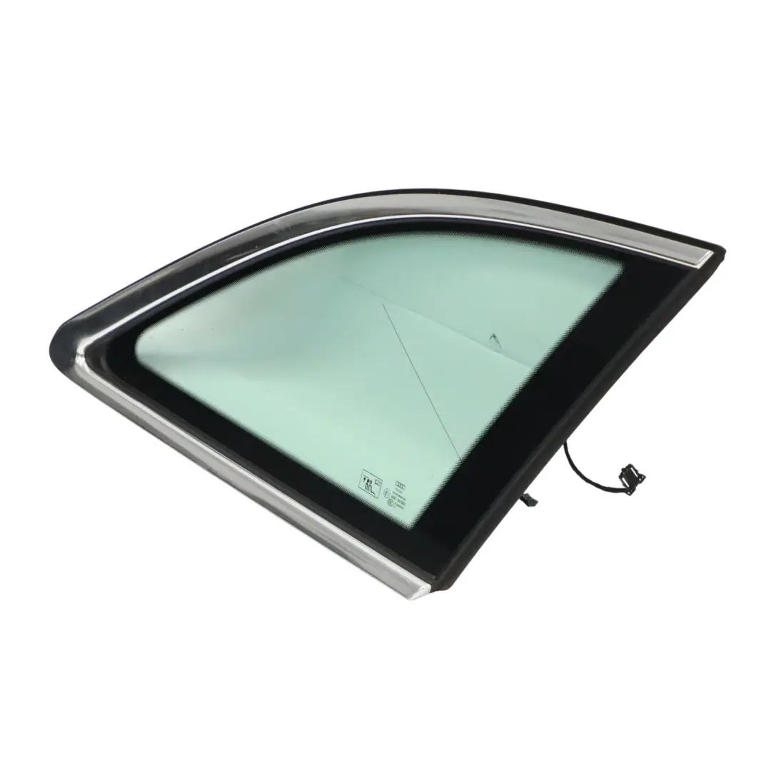Quarto Triangolo Vetro Posteriore Destro AS2 per Audi A4 B9 Avant con numero di parte 8W9845298P Audi A4 B9 Avant Quarto Triangolo Vetro Posteriore Destro AS2 - SKU 8W9845298P-1 - Numero di parte 8W9845298P