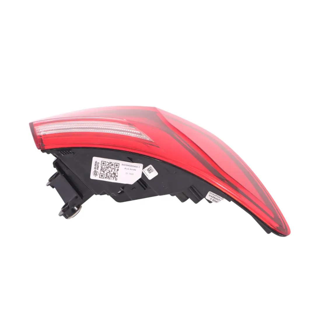 Audi A4 B9 Avant Luz Trasera Izquierda Posición Lateral Maletero LED - SKU 8W9945069AA-1 - Número de pieza 8W9945069AA