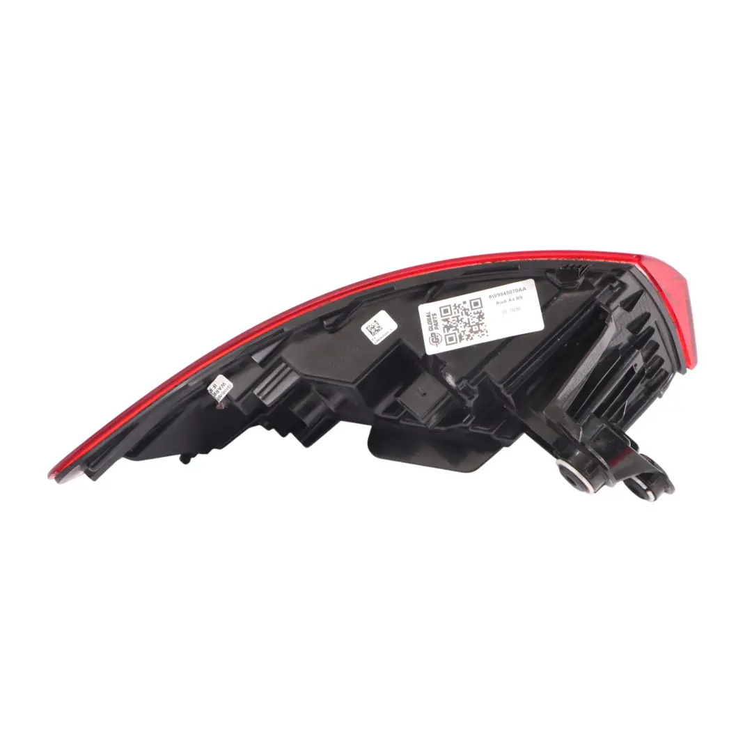 Fanale Posteriore Baule Lampada Coperchio Destra per Audi A4 B9 Avant con numero di parte 8W9945070AA Audi A4 B9 Avant Fanale Posteriore Baule Lampada Coperchio Destra - SKU 8W9945070AA - Numero di parte 8W9945070AA