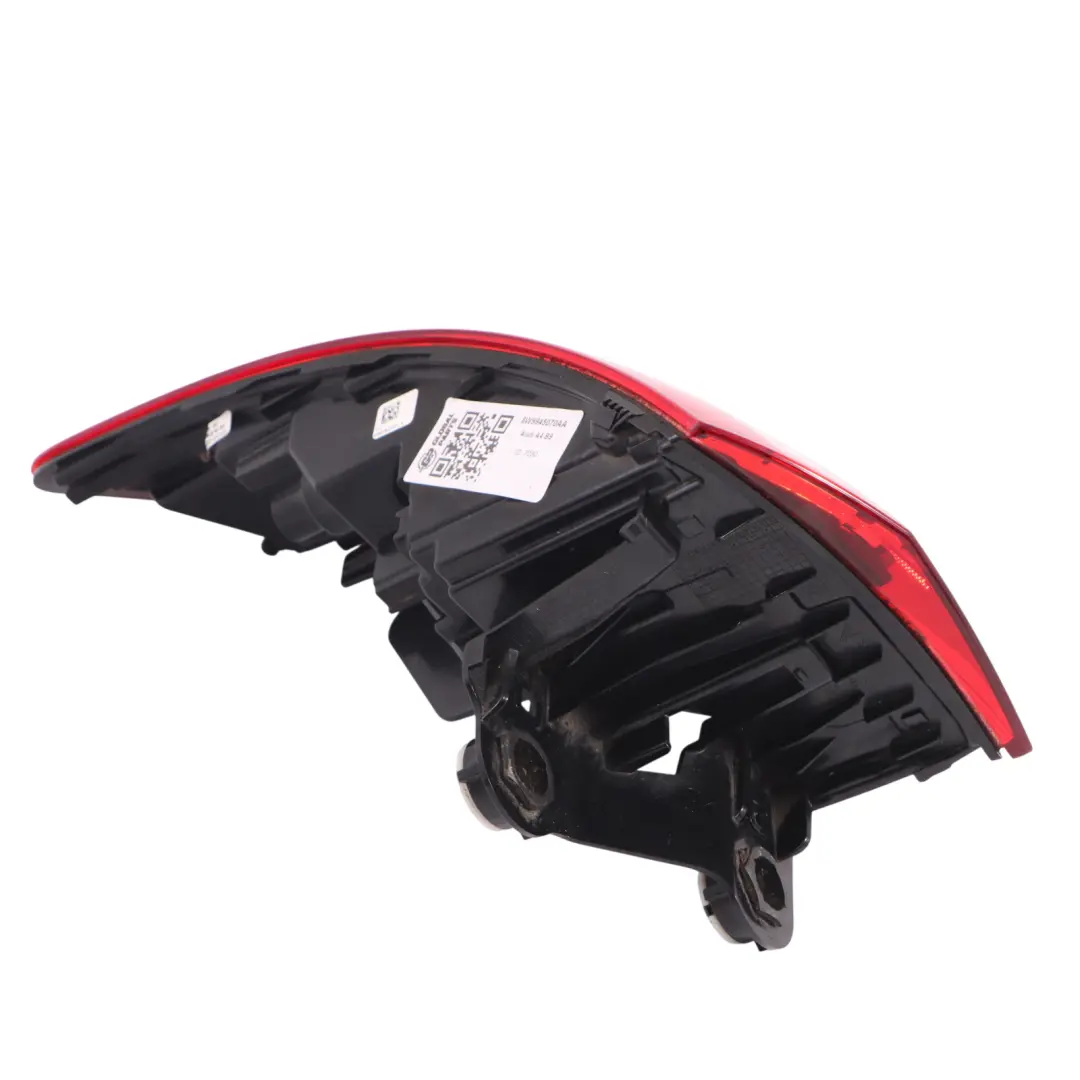 Fanale Posteriore Baule Lampada Coperchio Destra per Audi A4 B9 Avant con numero di parte 8W9945070AA Audi A4 B9 Avant Fanale Posteriore Baule Lampada Coperchio Destra - SKU 8W9945070AA - Numero di parte 8W9945070AA