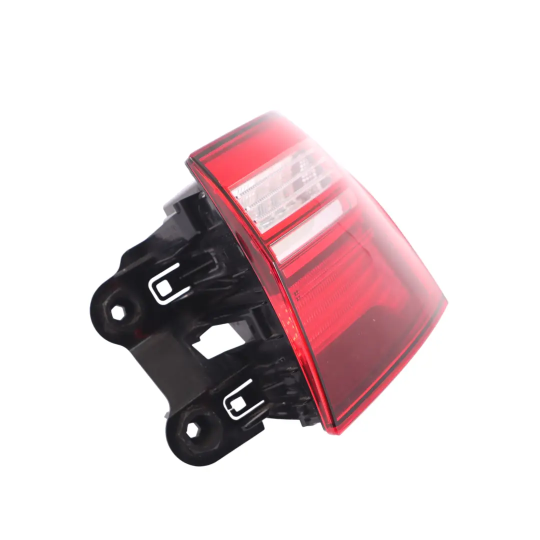 Audi A4 B9 Avant Lampa Światło LED Tył Prawo - SKU 8W9945070AA - Numer Części 8W9945070AA