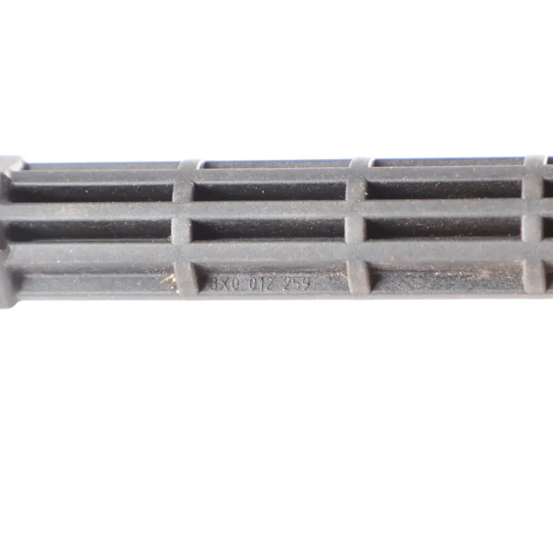 Herramienta para el montaje la luz trasera Destornillador para Audi A1 8X con número de pieza 8X0012259 Audi A1 8X Herramienta para el montaje la luz trasera Destornillador - SKU 8X0012259 - Número de pieza 8X0012259