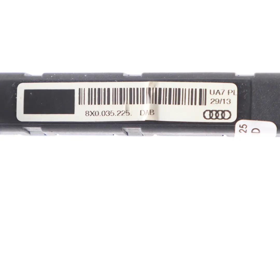 Antenna Base Aerial Top Unit Radio Control Unit Module to Audi A1 8X with Part number 8X0035225 Audi A1 8X Antenna Base Aerial Top Unit Radio Control Unit Module - SKU 8X0035225 - Part number 8X0035225