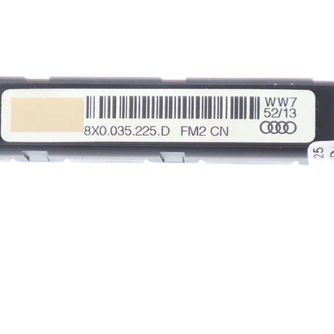Base antenne supérieure antene Module unité commande radio pour Audi A1 8X à propos du numéro de pièce 8X0035225D Audi A1 8X Base antenne supérieure antene Module unité commande radio - SKU 8X0035225D - Numéro de pièce 8X0035225D