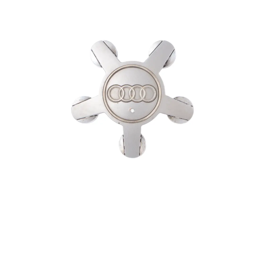 Coprimozzo Centro Ruota Argento per Audi A1 8X con numero di parte 8X0601165 Audi A1 8X Coprimozzo Centro Ruota Argento - SKU 8X0601165 - Numero di parte 8X0601165