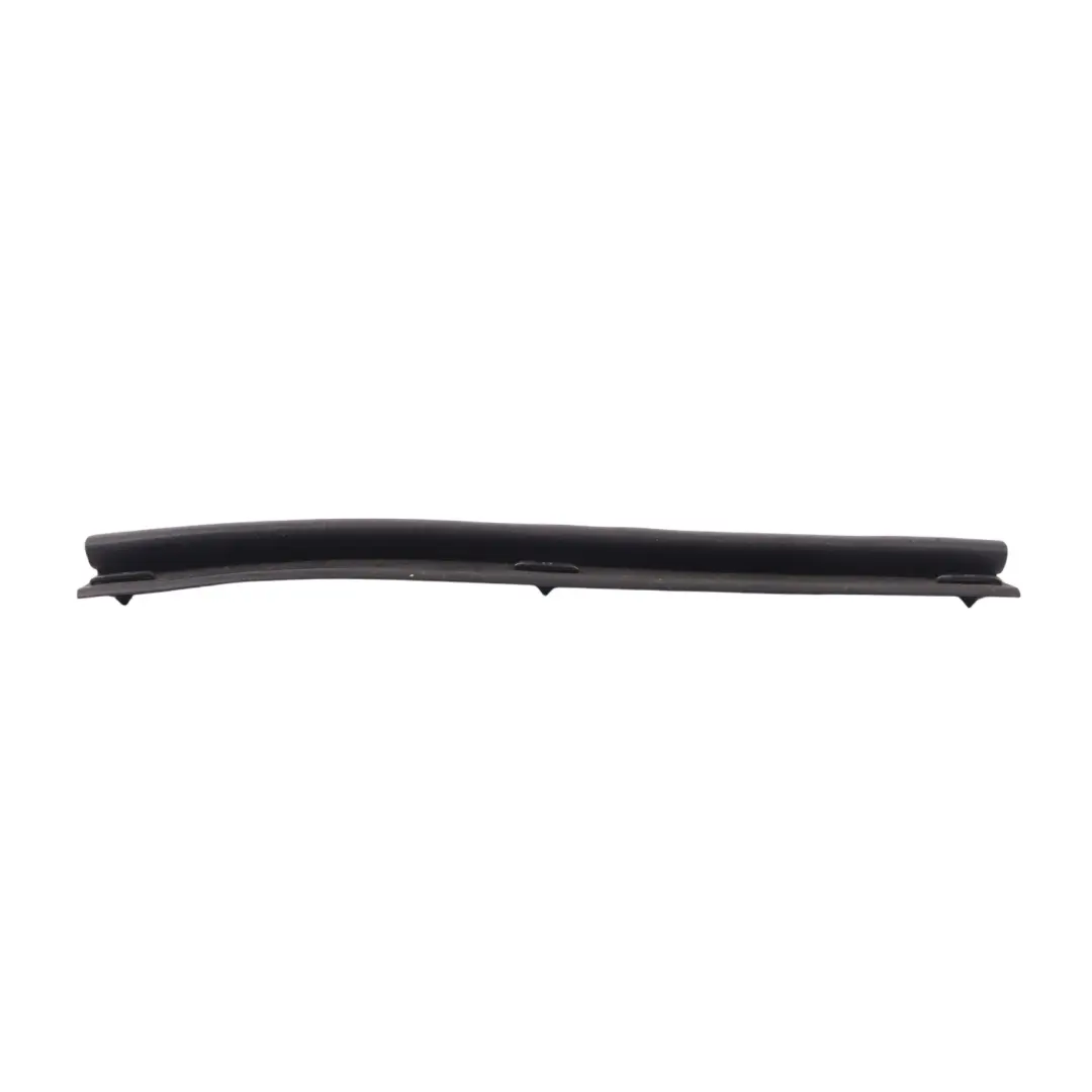 Audi A1 8X Joint Détanchéité en caoutchouc pour capot avant - SKU 8X0823126 - Numéro de pièce 8X0823126