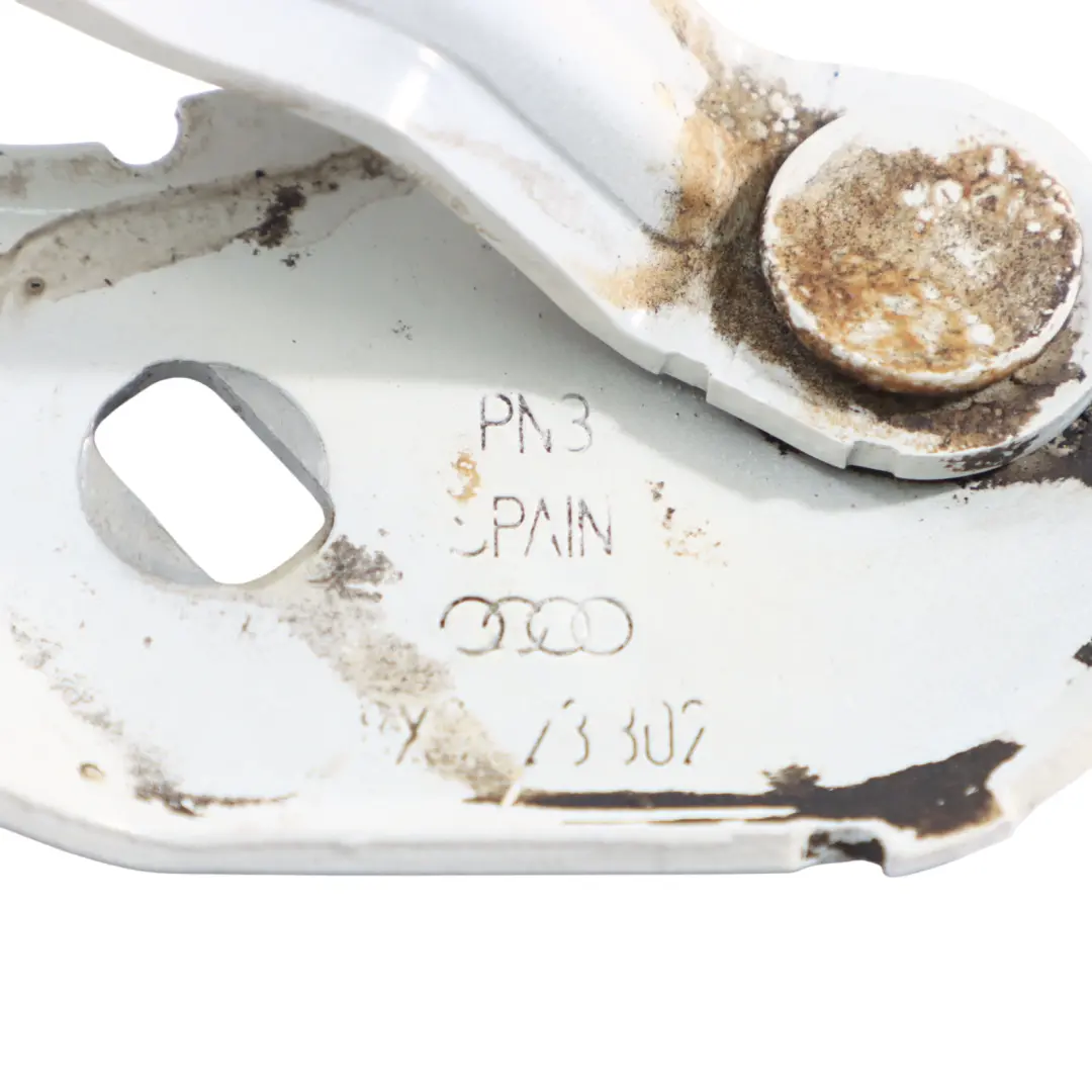 Audi A1 8X Charnière De Capot Avant Droite Amalfi White - Y9K - SKU 8X0823302A-AWH - Numéro de pièce 8X0823302A