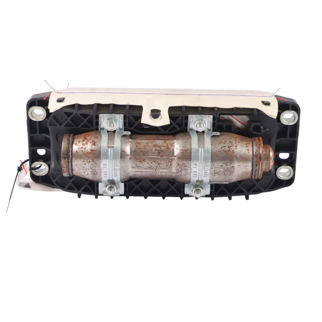 Audi A1 8X Module d'air de tableau de bord avant côté passager - SKU 8X0880204B - Numéro de pièce 8X0880204B