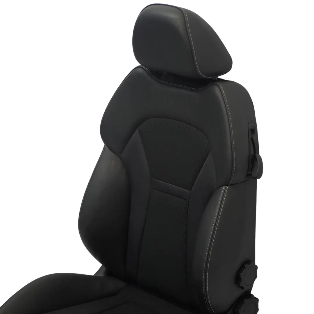 Audi A1 8X 3 Drzwi Fotel Sport Lewy Przód Pół Skóra Czarno Srebrny - SKU 8X0881805AB-1 - Numer Części 8X0881805AB