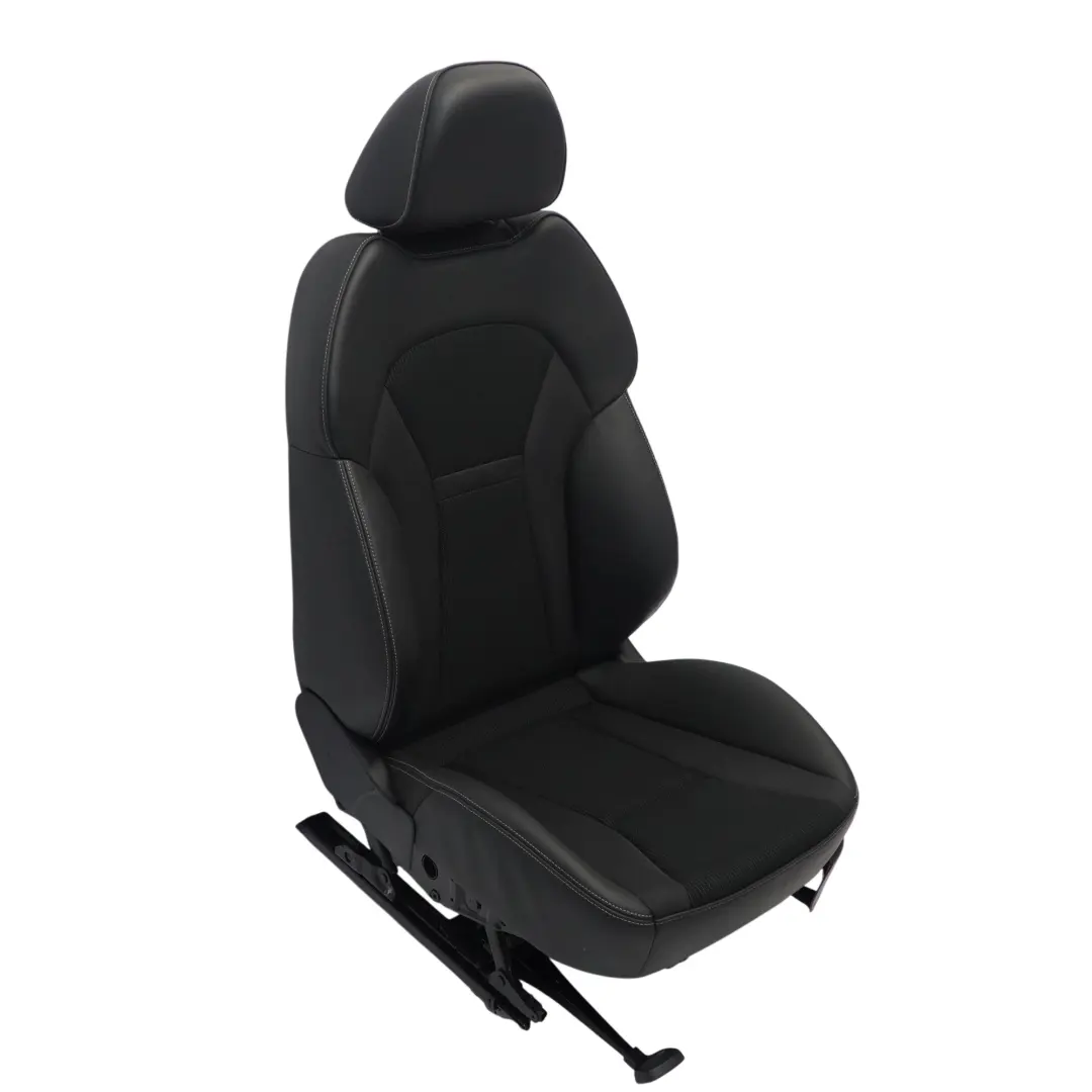 Audi A1 8X 3 Drzwi Fotel Sport Lewy Przód Pół Skóra Czarno Srebrny - SKU 8X0881805AB-1 - Numer Części 8X0881805AB