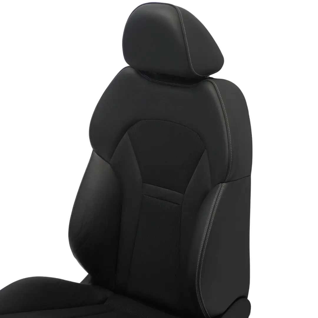 Audi A1 8X 3 Drzwi Fotel Sport Prawy Przód Pół Skóra Czarno Srebrny - SKU 8X0881806AB-2 - Numer Części 8X0881806AB