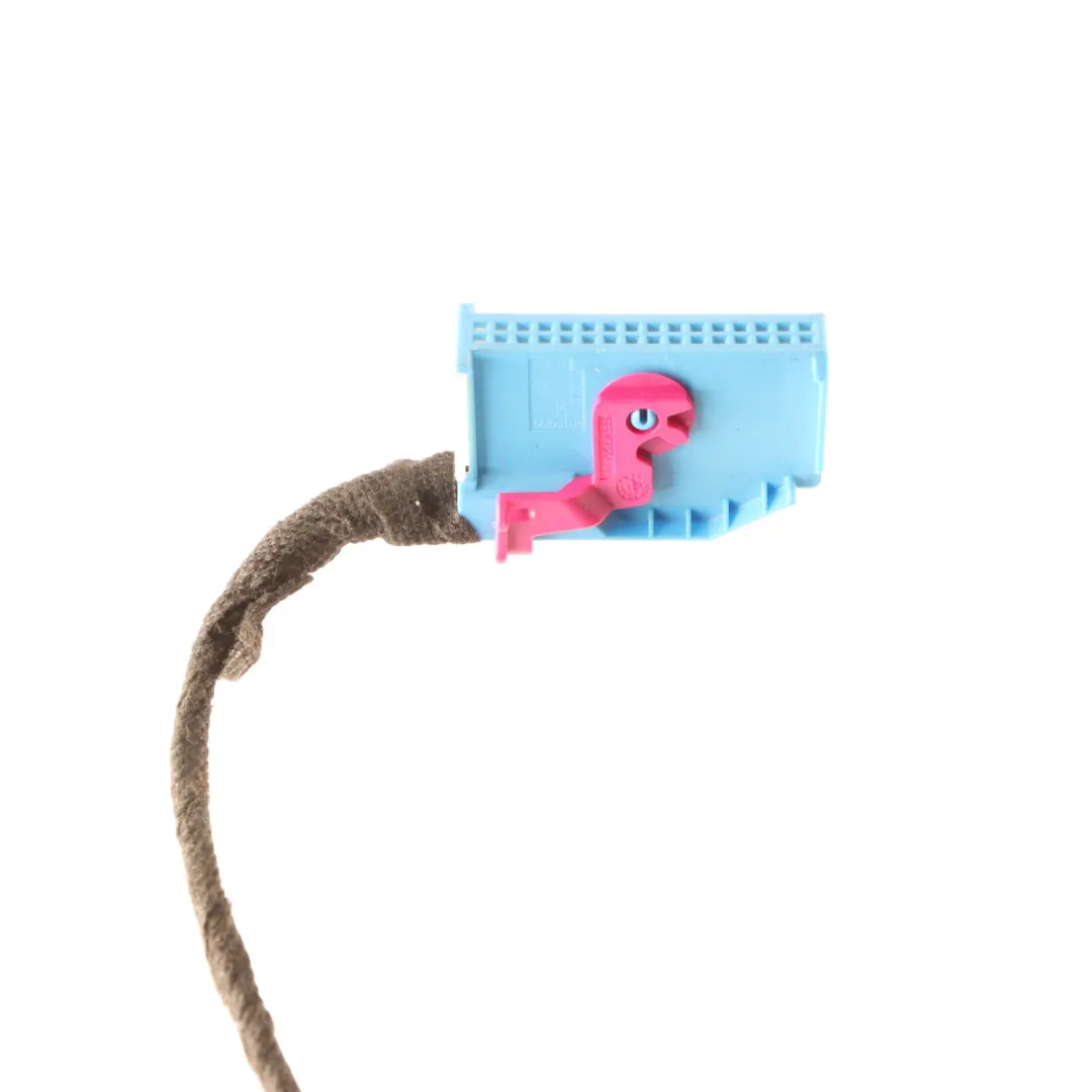 Front Passenger Side Door N/S Window Switch Loom Cable 8X0971036Q to Audi A1 8X with Part number 8X0971036AA Audi A1 8X Front Passenger Side Door N/S Window Switch Loom Cable 8X0971036Q - SKU 8X0971036AA - Part number 8X0971036AA