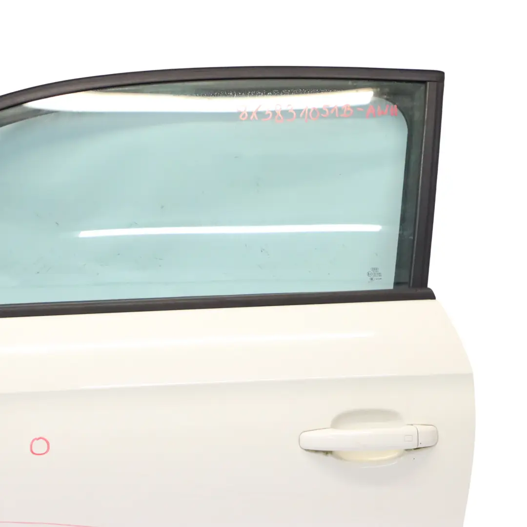 Audi A1 8X Porte Avant Gauche Blanc Amalfi White - Y9K - SKU 8X3831051B-AWH - Numéro de pièce 8X3831051B