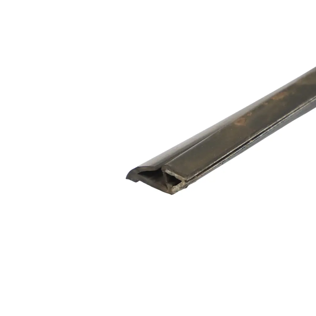 Audi A1 8X 3 Portes Joint Cadre Guidage Vitre Avant Gauche Pour - SKU 8X3837439D - Numéro de pièce 8X3837439D