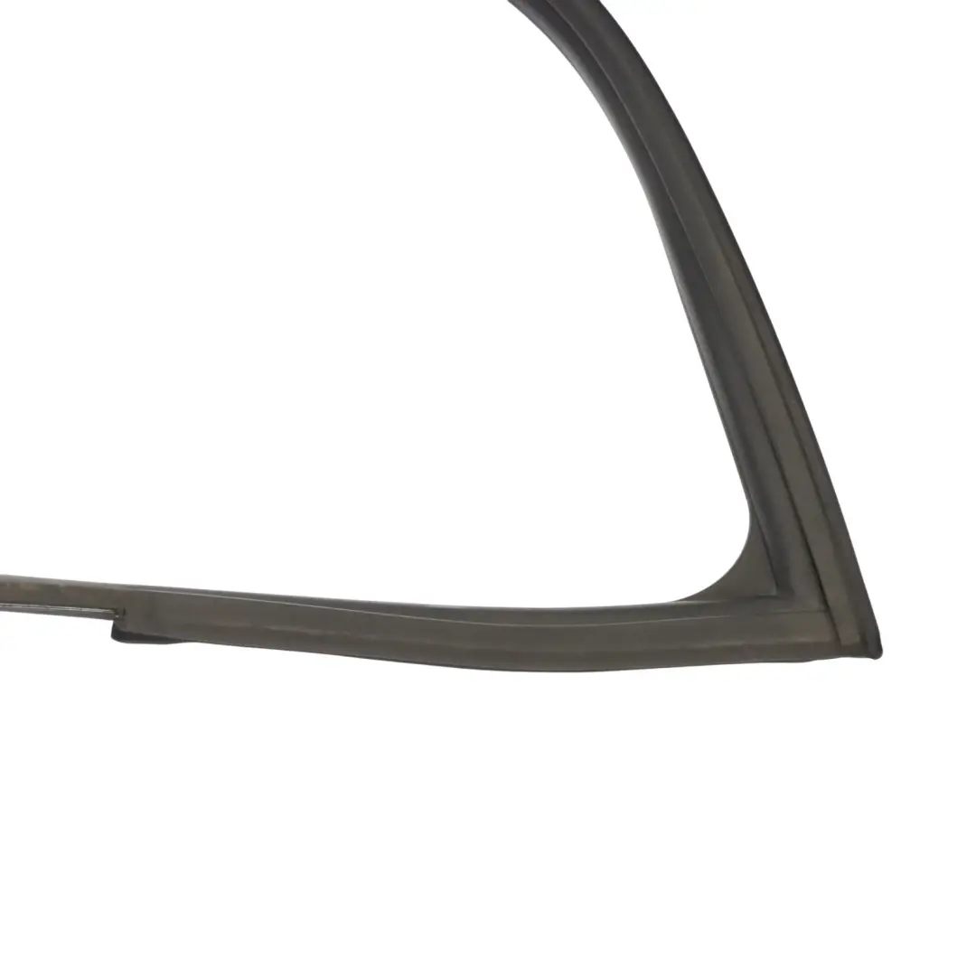 Audi A1 8X Cadre Guidage Vitre Avant Joint Porte Caoutchouc Gauche - SKU 8X3837439D - Numéro de pièce 8X3837439D