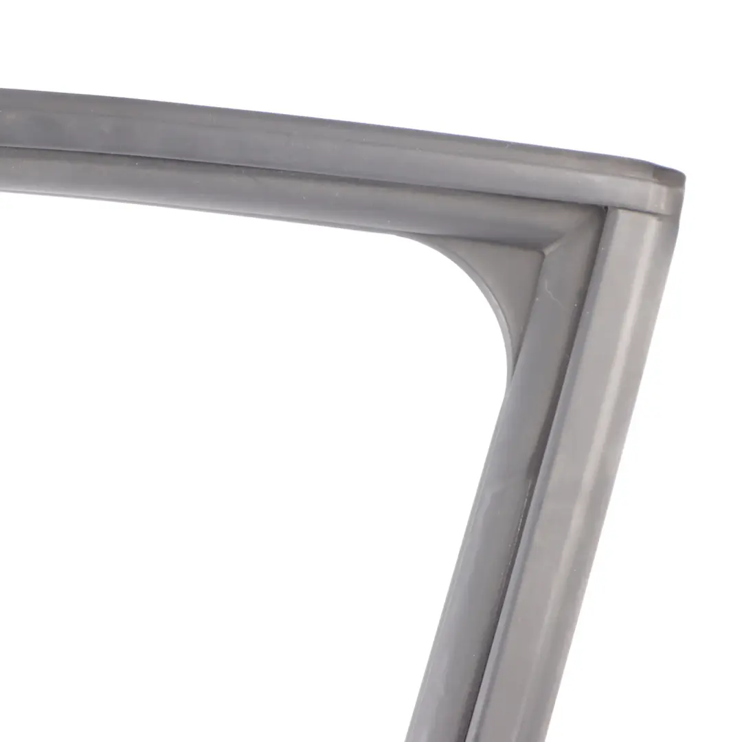 Door Window Guide Seal Gasket Rubber Front Left N/S 8X3837439D to Audi A1 8X 3 with Part number 8X3837439E Audi A1 8X 3 Door Window Guide Seal Gasket Rubber Front Left N/S 8X3837439D - SKU 8X3837439E - Part number 8X3837439E